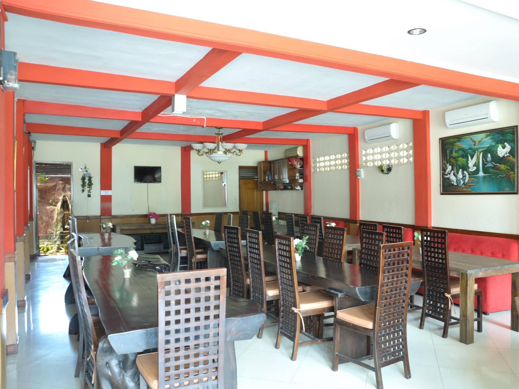Wisma tamu Reddoorz Near Maranatha Bandung