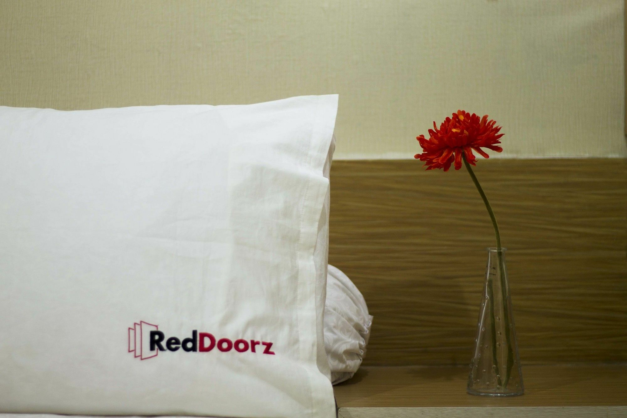 Reddoorz Near Maranatha Wisma tamu Bandung